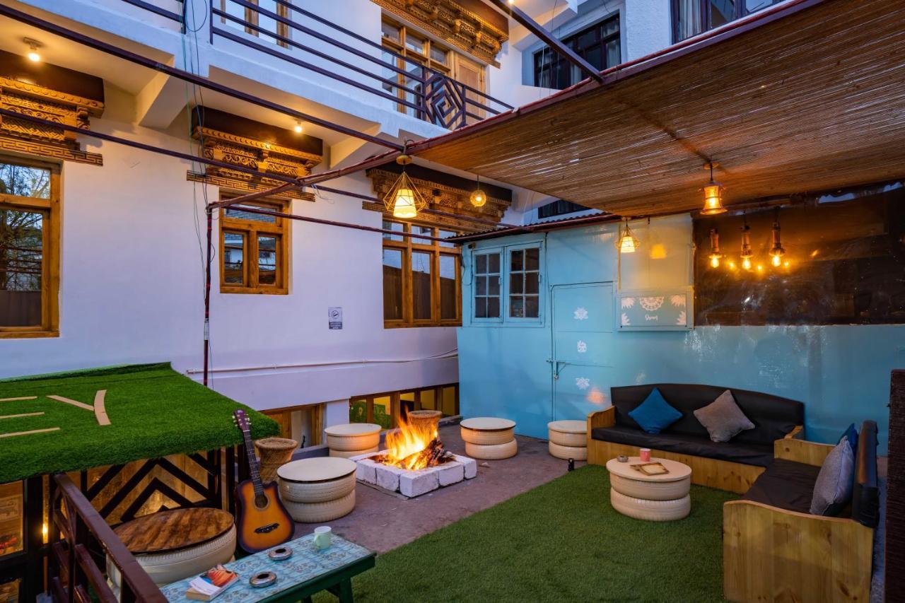 Zostel Leh Hostel Exterior photo