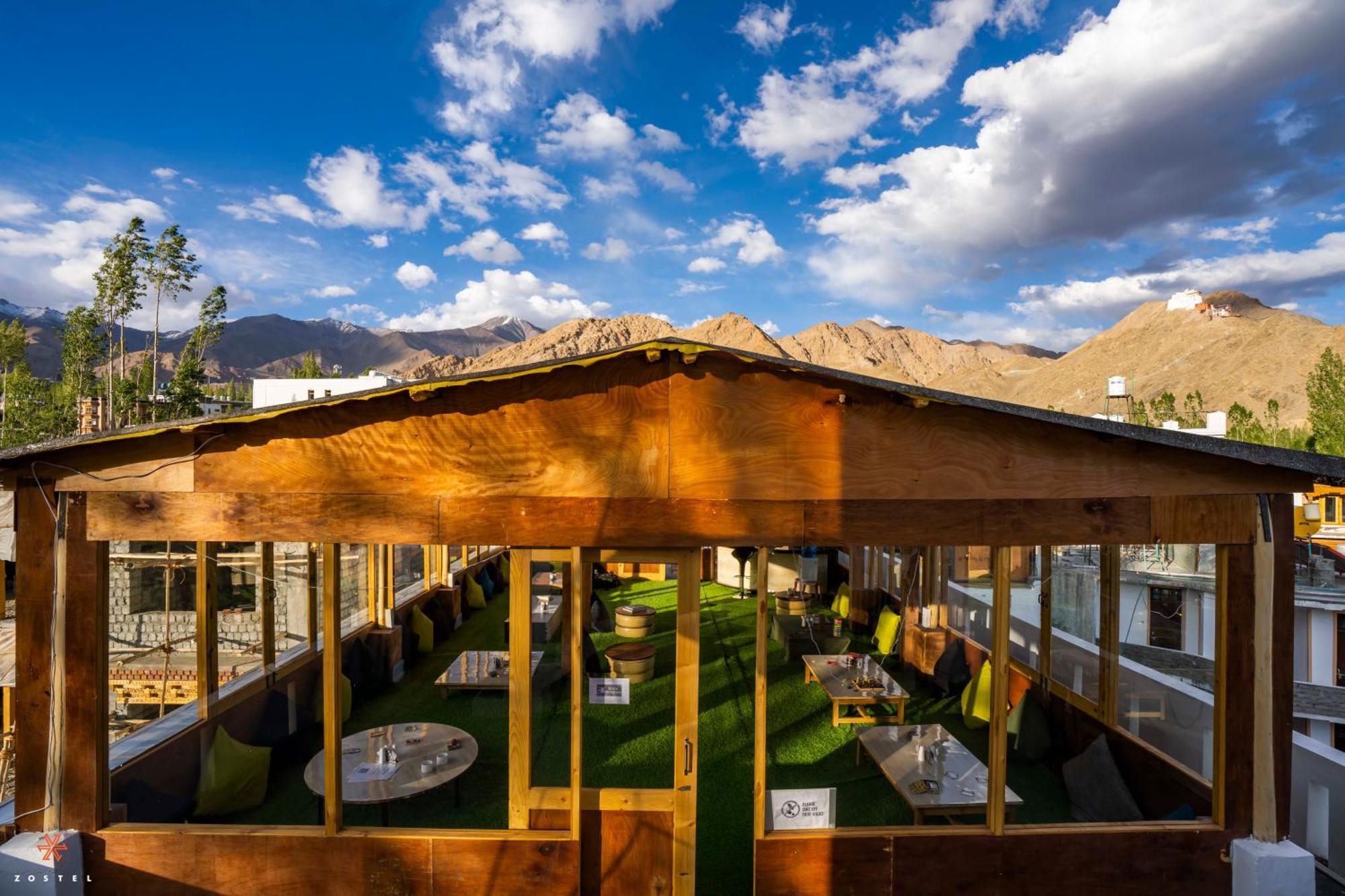 Zostel Leh Hostel Exterior photo