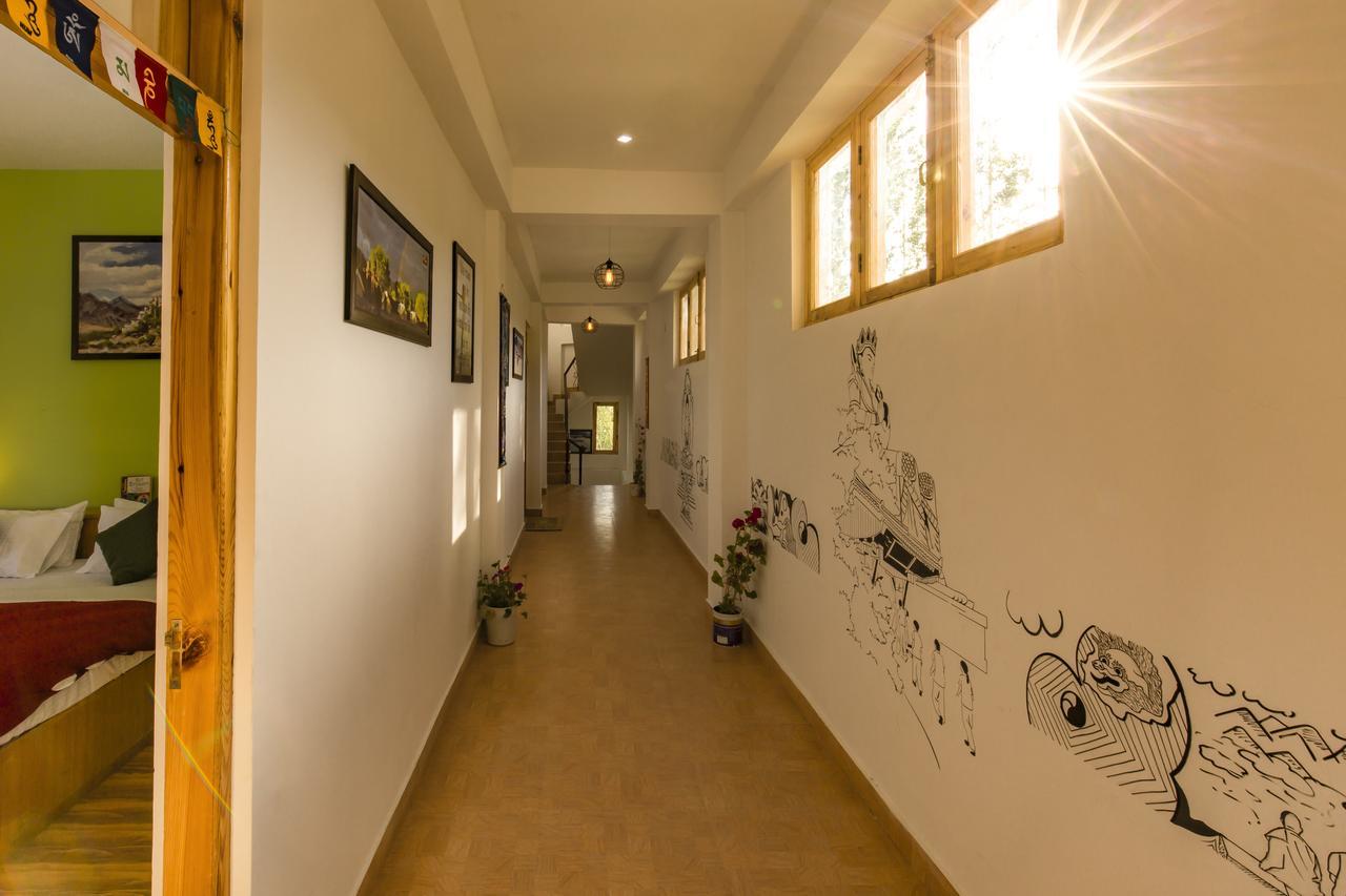 Zostel Leh Hostel Exterior photo